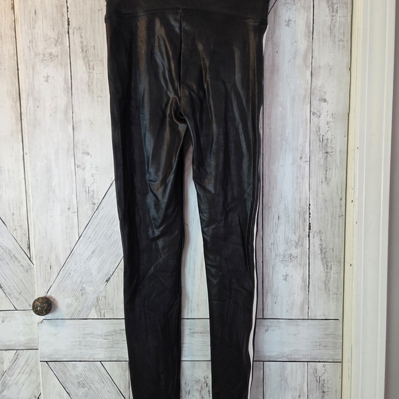 NWT SPANX Faux Leather Stripe Leggings - Picture 8 of 10